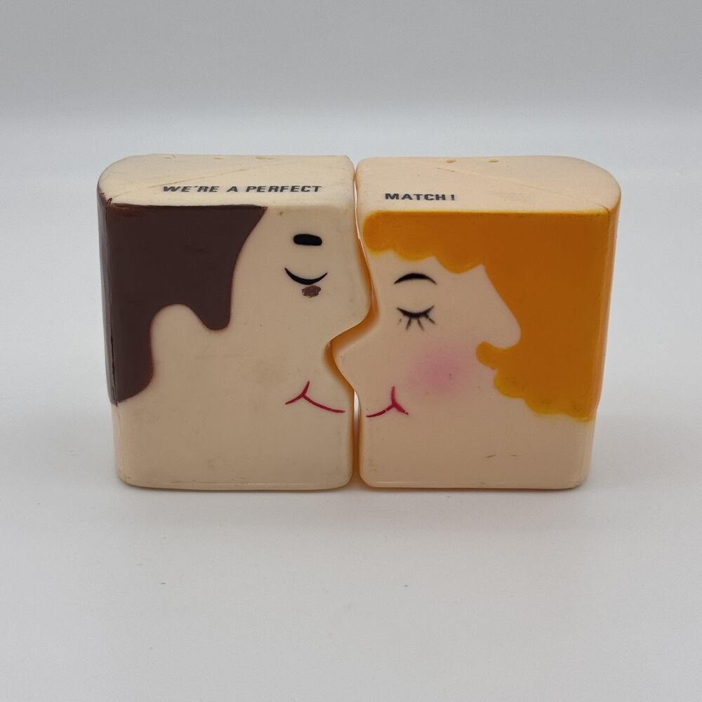 Vintage JSNY Kissing Couple Salt Pepper Shakers Were A Perfect Match Plastic MCM